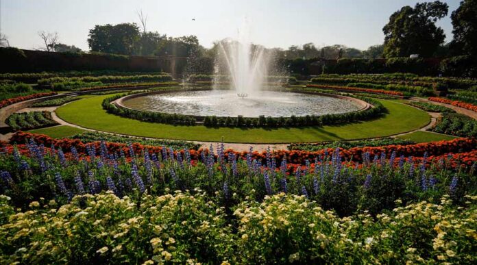 Govt renaming Mughal Gardens 