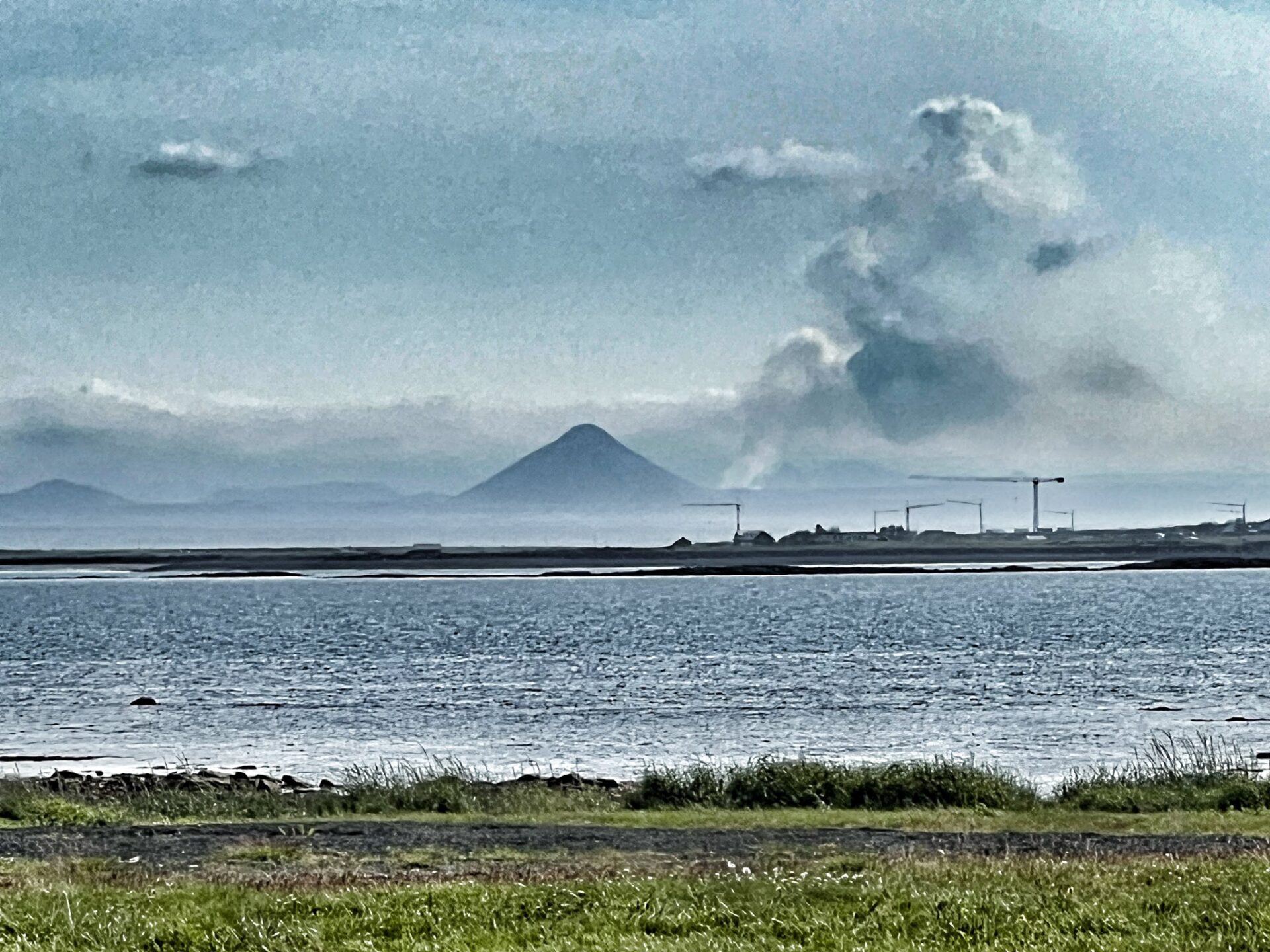 Iceland: Volcano erupts in uninhabited valley near Reykjanes
