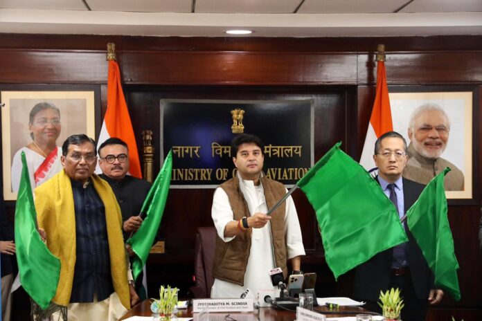union-minister-jyotiraditya-scindia-inaugurates-tri-weekly-flights-connecting-ahmedabad-and-ayodhya