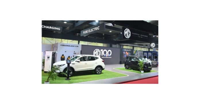 mg-motor-india-showcases-its-ev-portfolio-at-the-vibrant-gujarat-global-summit-2024