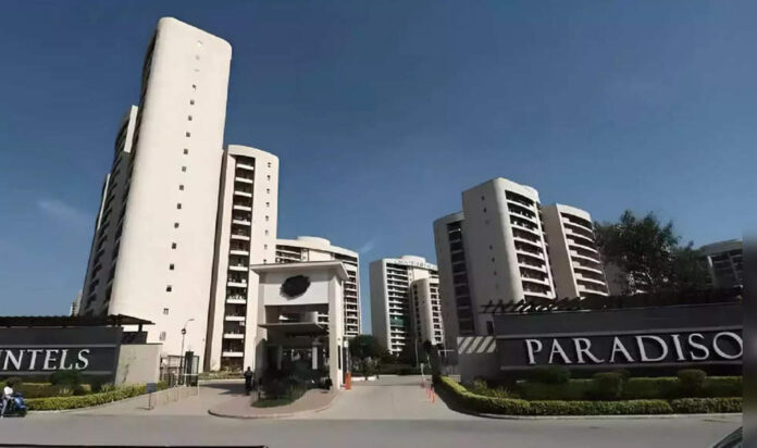 <b>disastrous-construction:-gurgaon-housing-society-faces-demolition-after-just-a-decade</b>