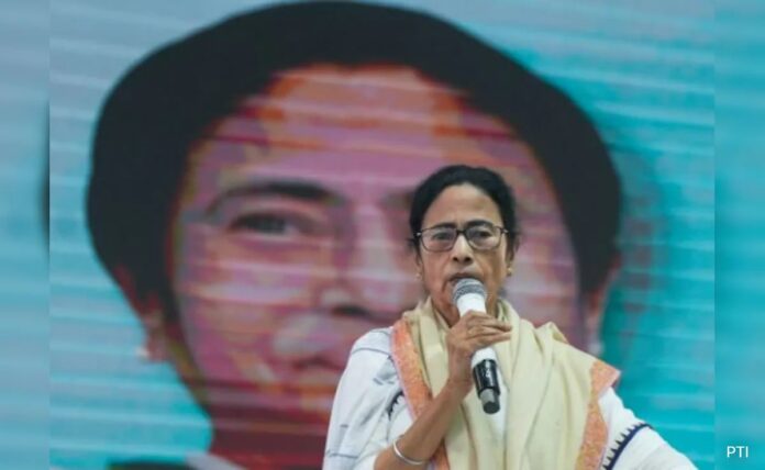 <b>indian-fishermen-endure-harrowing-experiences-in-bangladeshi-jails,-claims-mamata-banerjee</b>