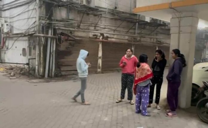 <b>tragic-earthquake-hits-tibet,-claims-53-lives;-tremors-felt-across-northern-india</b>