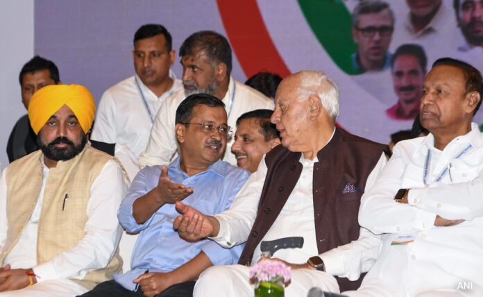 <b>farooq-abdullah-asserts-permanence-of-india-bloc-amidst-political-turmoil-in-delhi</b>