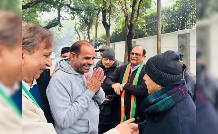 <b>bjp-leader-denies-aap’s-claims-of-chief-ministerial-candidacy-ahead-of-delhi-elections</b>