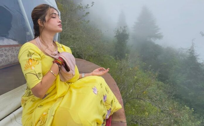 <b>harsha-richhariya:-the-enigmatic-star-of-maha-kumbh-2025-captivating-social-media</b>