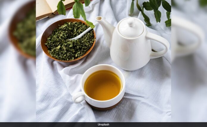 **green-tea:-a-potential-guardian-for-aging-minds,-new-research-reveals**
