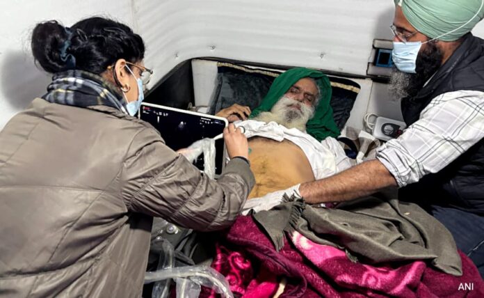 <b>centre’s-meeting-with-farmers:-jagjit-dallewal-ends-54-day-hunger-strike-for-msp-guarantees</b>