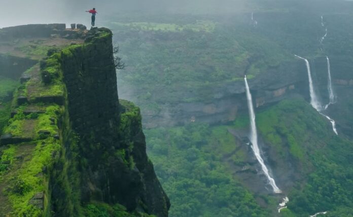 <b>discover-8-hidden-weekend-getaways-from-mumbai-for-a-tranquil-retreat</b>