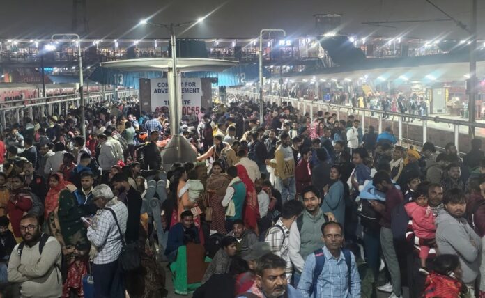 <h1>tragic-overcrowding-at-delhi-railway-station-claims-18-lives-amid-maha-kumbh-rush</h1>