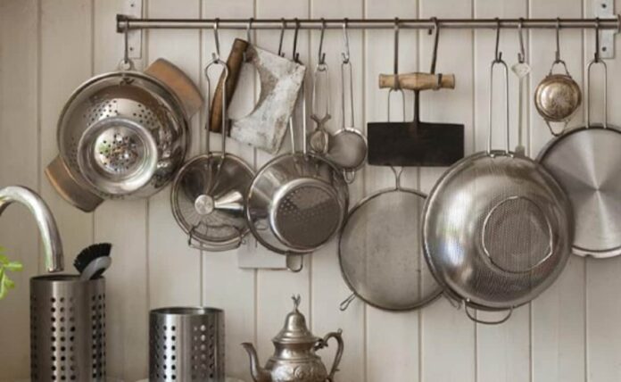 <b>eliminate-these-kitchen-utensils-for-a-healthier-cooking-experience</b>