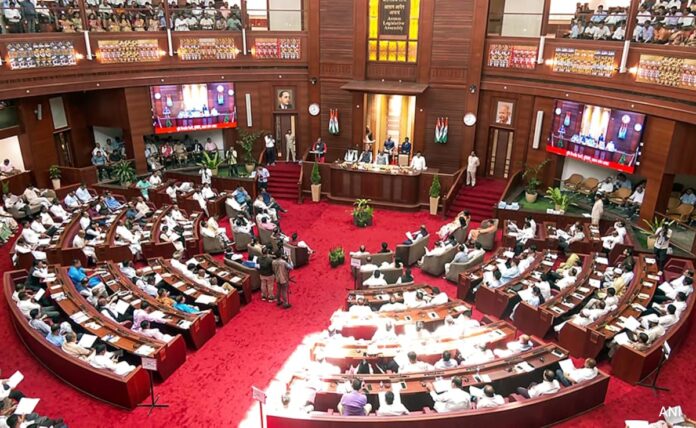 <b>assam-assembly-discontinues-historic-‘namaz-break’-after-nearly-a-century</b>