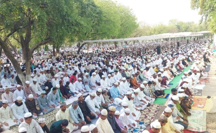 <b>eid-al-fitr-2025:-understanding-the-significance-and-celebrations-of-this-joyous-festival</b>