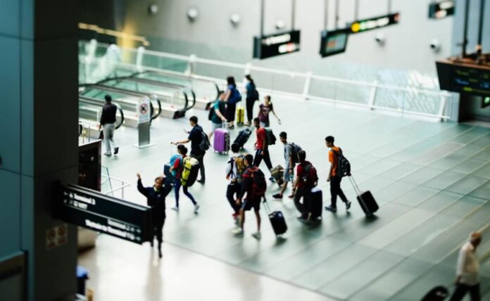 <b>delhi-high-court-mandates-customs-to-cease-unjust-detention-of-travellers’-jewellery</b>