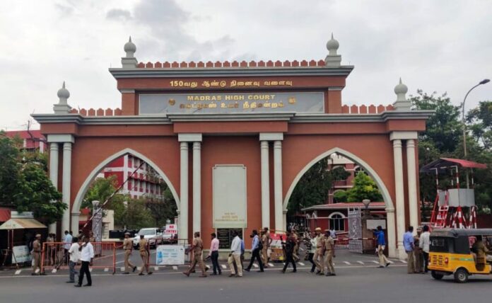 madras-high-court-hiring-for-various-posts,-monthly-salary-up-to-rs-2.05-lakh
