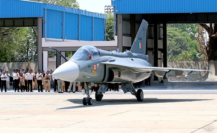 indian-air-force-chief-raises-alarm-over-delays-in-defence-procurement-projects